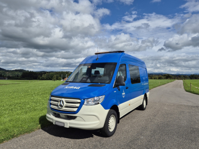 LED Warnbalken auf Mercedes Benz Sprinter
